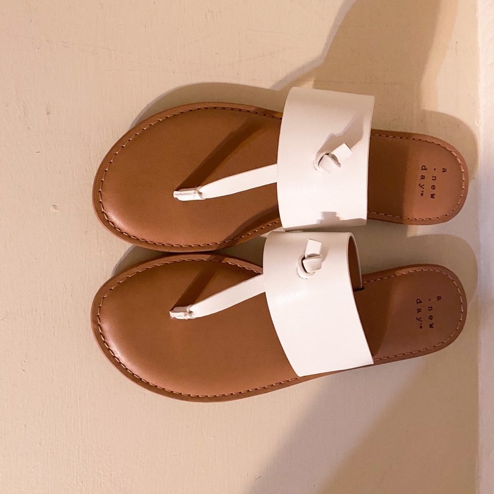 Cute flip flops!